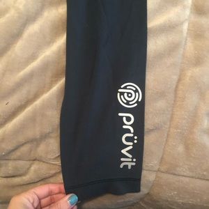 Pruvit Lululemon dark teal sz 6 leggings